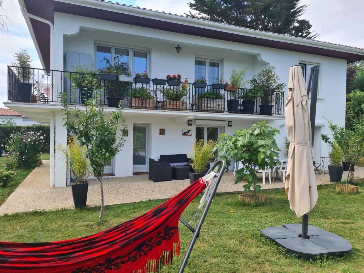 Appartement Avec Cuisine Et Grande Piscine Chauffee Hendaye Eksteriør bilde