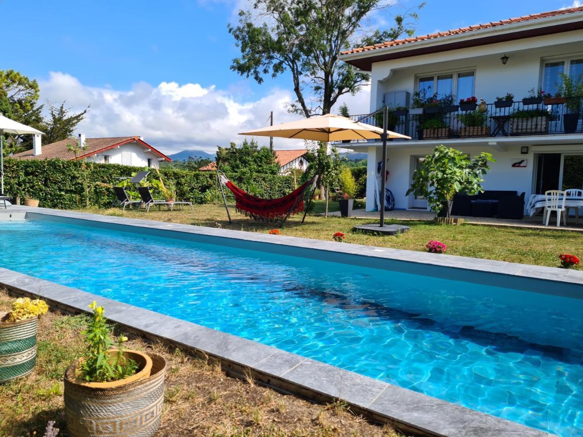 Appartement Avec Cuisine Et Grande Piscine Chauffee Hendaye Eksteriør bilde